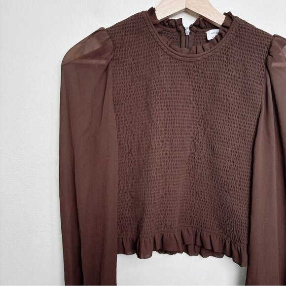 Aritzia Womes Size Small  Tempest Smocked Long Sleeve Crop Blouse - Picture 5 of 13